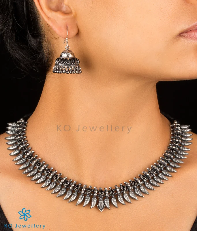 ladies necklaces one of a kind-The Malligai Arumbumalai Antique Silver Necklace/Jhumkas(Blue)