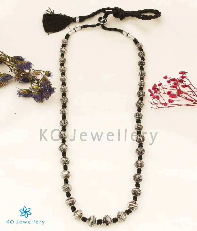 ladies necklaces materials-The Vaishali Jomale Silver Necklace (Black/Oxidised)