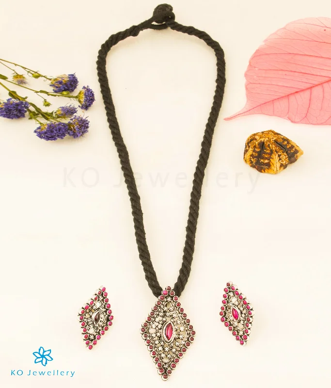 ladies necklaces self gift-The Mohit Silver Thread Necklace