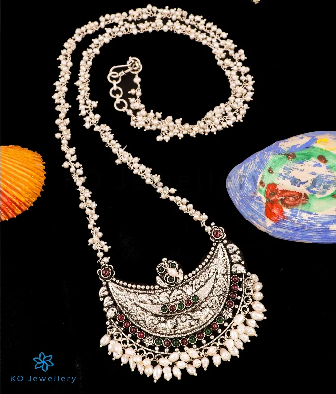 ladies necklaces blue-The Milana Kokkethathi Silver Pearl Necklace