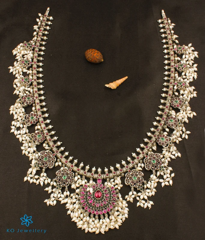 ladies necklaces top rated-The Rakshita Silver Guttapusalu Necklace (Oxidised/Long)