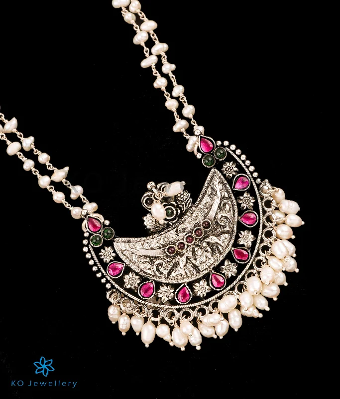 ladies necklaces retro design-The Madhavi Kokkethathi Silver Pearl Necklace