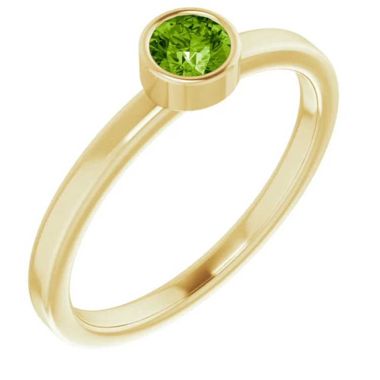 Ladies rings pine radiance -14K Yellow 4 mm Natural Peridot Ring