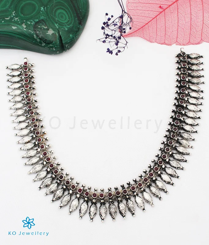 ladies necklaces retro design-The Mridula Silver Necklace (Red/Oxidised)