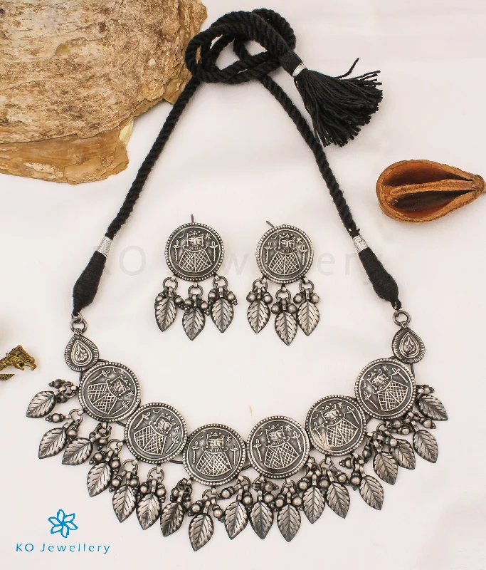 ladies necklaces rustic-The Bhagat Silver Choker Necklace Set