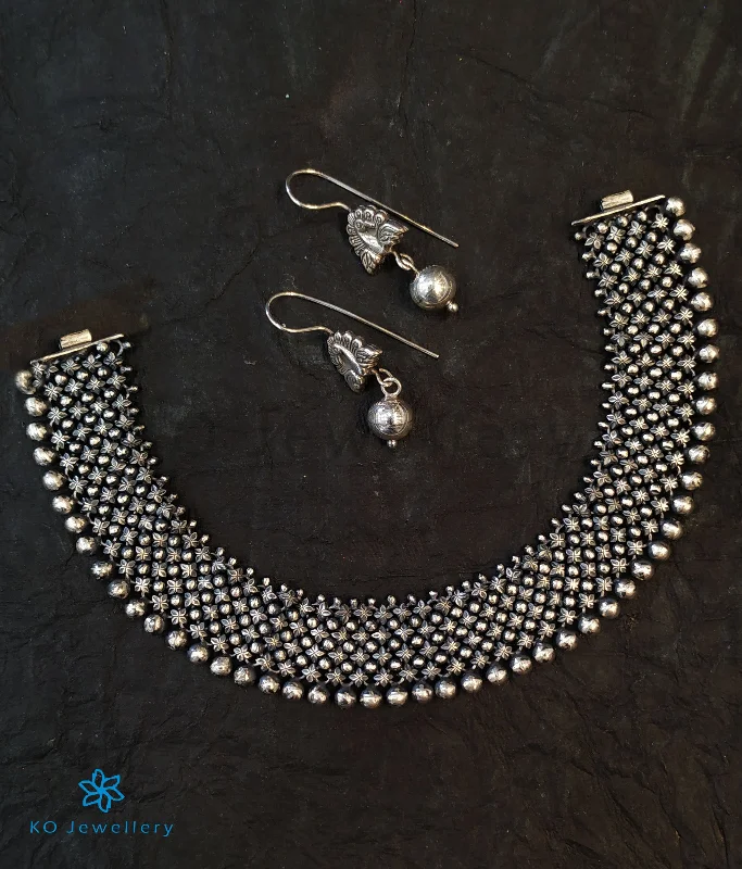 ladies necklaces clearance-The Sahitya Antique Silver Necklace (Oxidised)