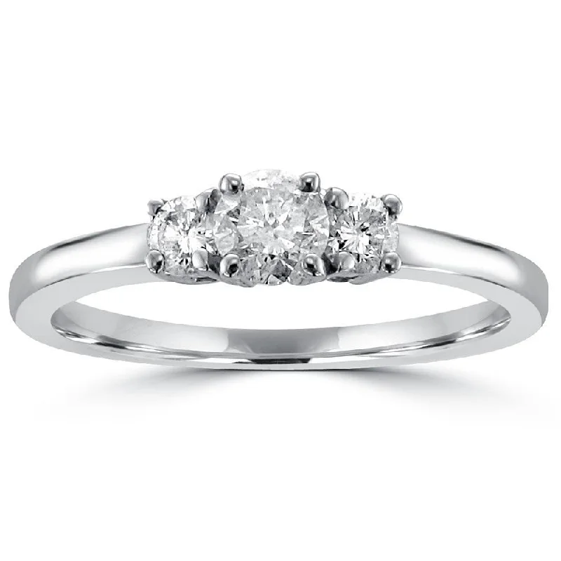 Ladies rings lab sparkle glow -14KT 0.47CT 3 Round Diamond Ring