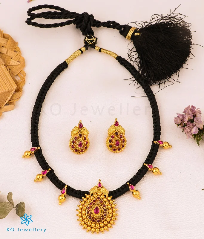 ladies necklaces onyx-The Manya Silver Ornate Thread Necklace (Black)