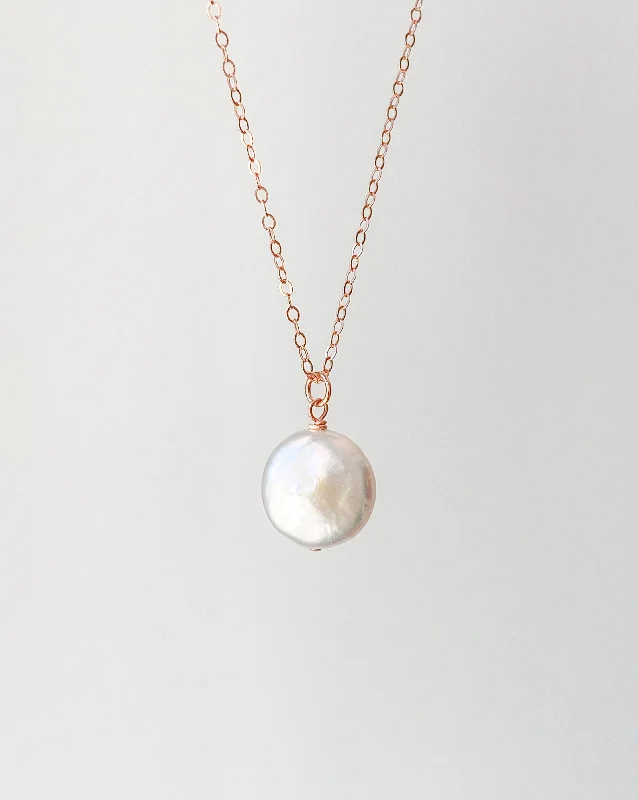 ladies necklaces flower-Lua Pearl Necklace